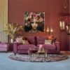 Runder kundenspezifischer Teppich Marino in altrosa Farbe Nummer 42. mit einem rosa Sofa.