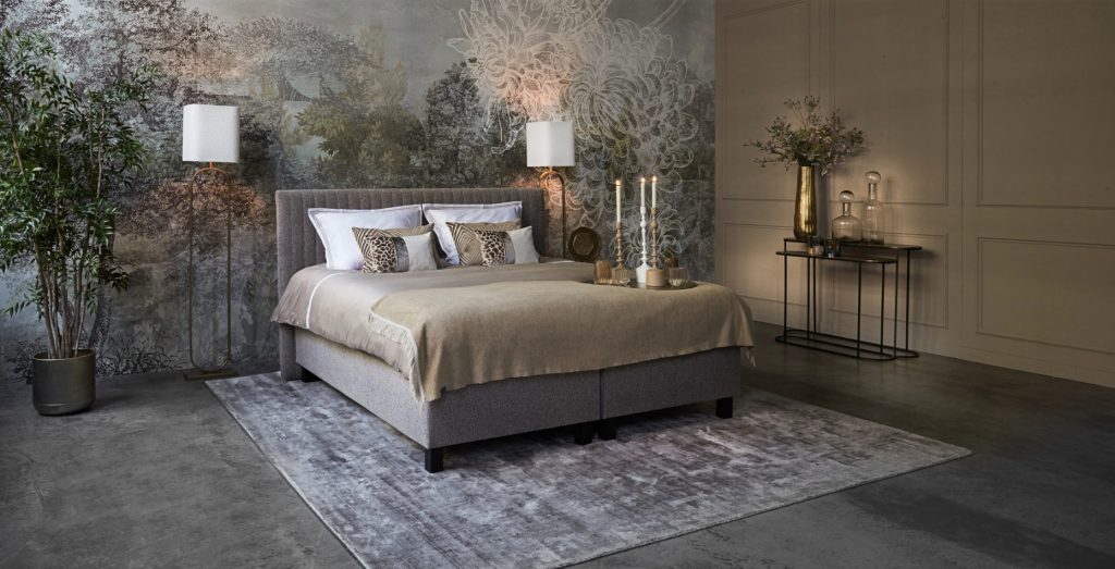 Gray bed with styling