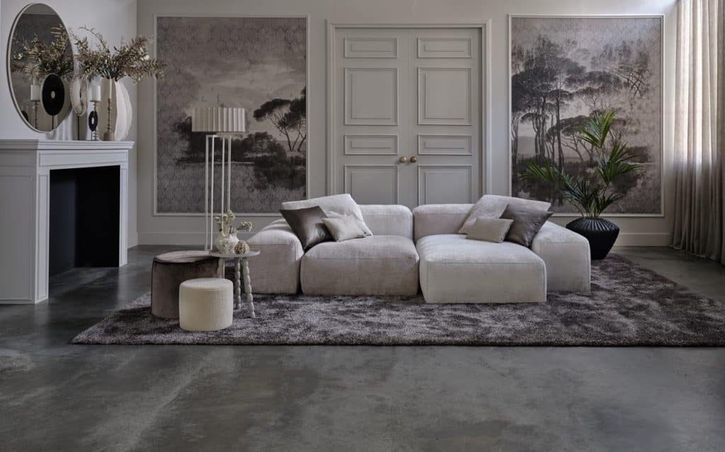 Element-Sofa aus beigem Stoff in zwei Farbtönen. Natürliches und schickes Styling.