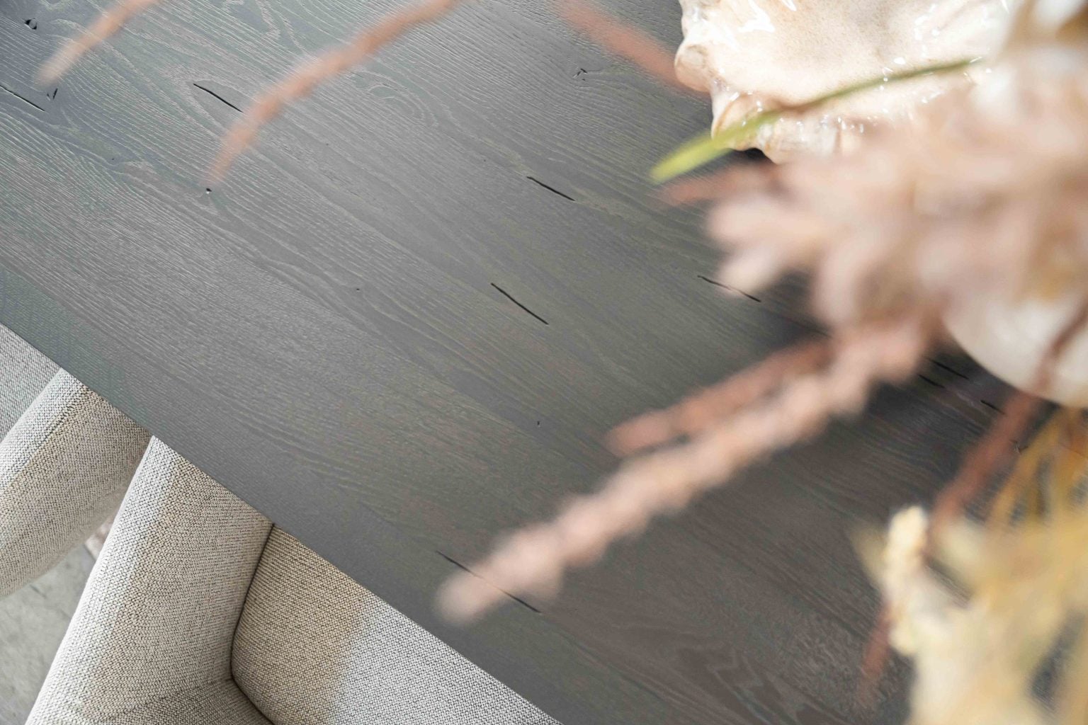 The Danish oval slim dining table Bordeaux with metal mikado leg from Room108.