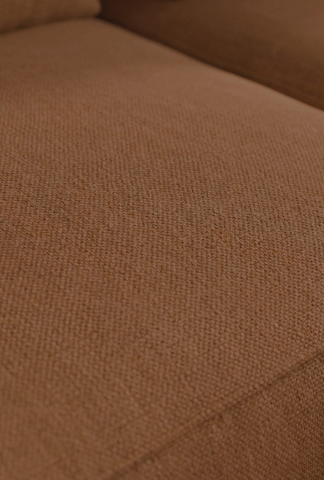 Stof Crisp Caramel 016, een warme kleur stof.