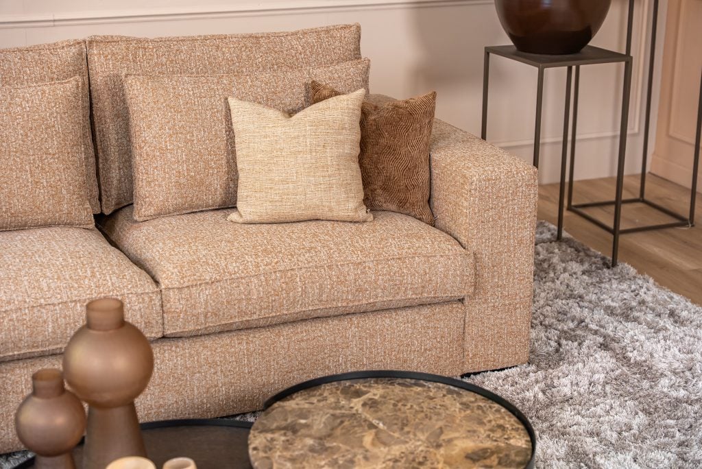 Hoekbank Annabelle met longchair in een warme kleur