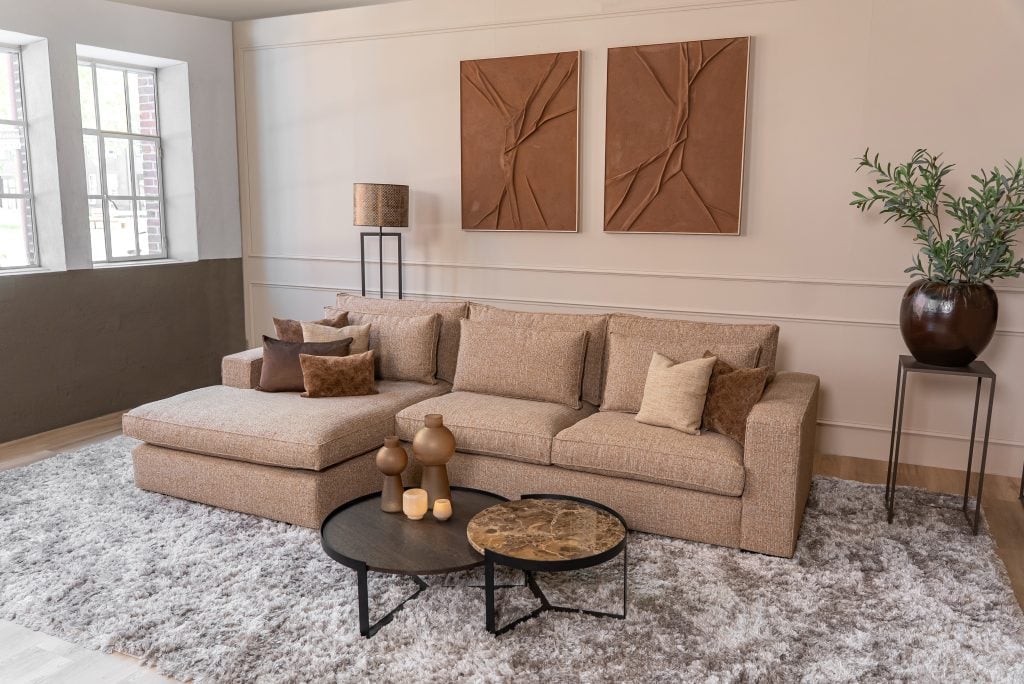 Hoekbank Annabelle van Room108 met longchair in een warme kleur